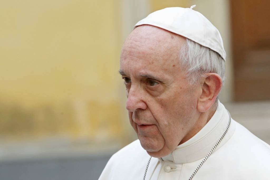 Papa Francisco pede que jovens brasileiros combatam a corrupção