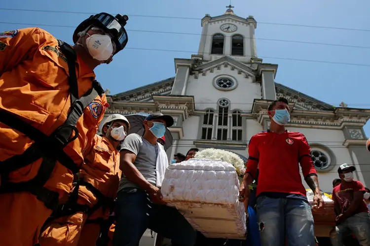 Colômbia: a catástrofe na capital do departamento de Putumayo foi ocasionada pelo transbordamento dos rios Mocoa, Sangoyaco e Mulatos (Jaime Saldarriaga)