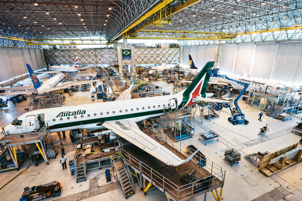 Fábrica da Embraer: o governo ainda está receoso com a venda para a Boeing (Germano Luders/Exame)