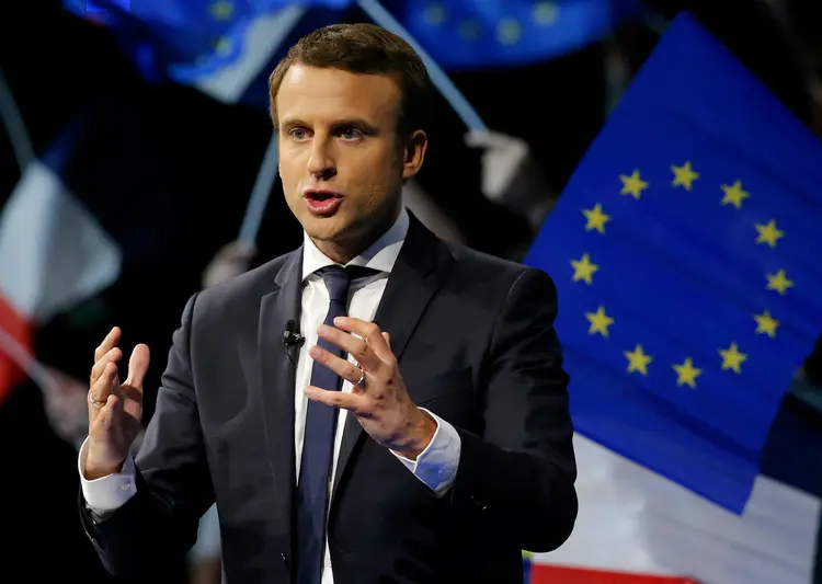 Macron: candidato lidera as pesquisas de boca de urna (Stephane Mahe/Reuters)