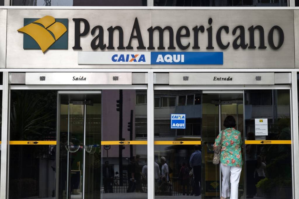 PF investiga suposta fraude entre Banco Panamericano e Caixa