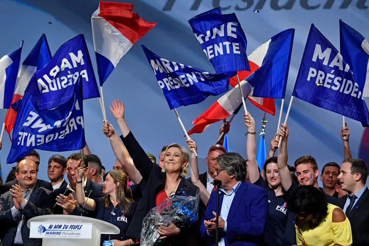 Marine Le Pen: “A dificuldade com a vitória de Le Pen é que o risco político aumentaria dramaticamente, então todos os setores com beta elevado sofreriam” (Getty Images/Getty Images)