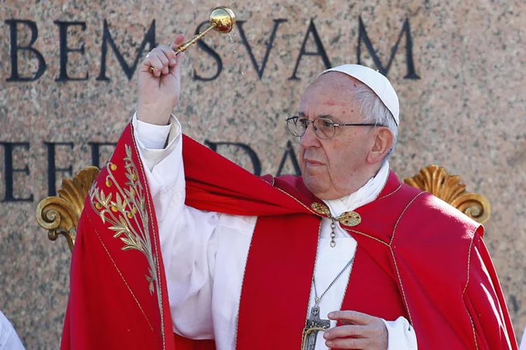 Papa: a lavanderia, administrada por voluntários, encontra-se em uma das sedes da organização católica Comunidade de Sant'Egídio (Tony Gentile/Reuters)