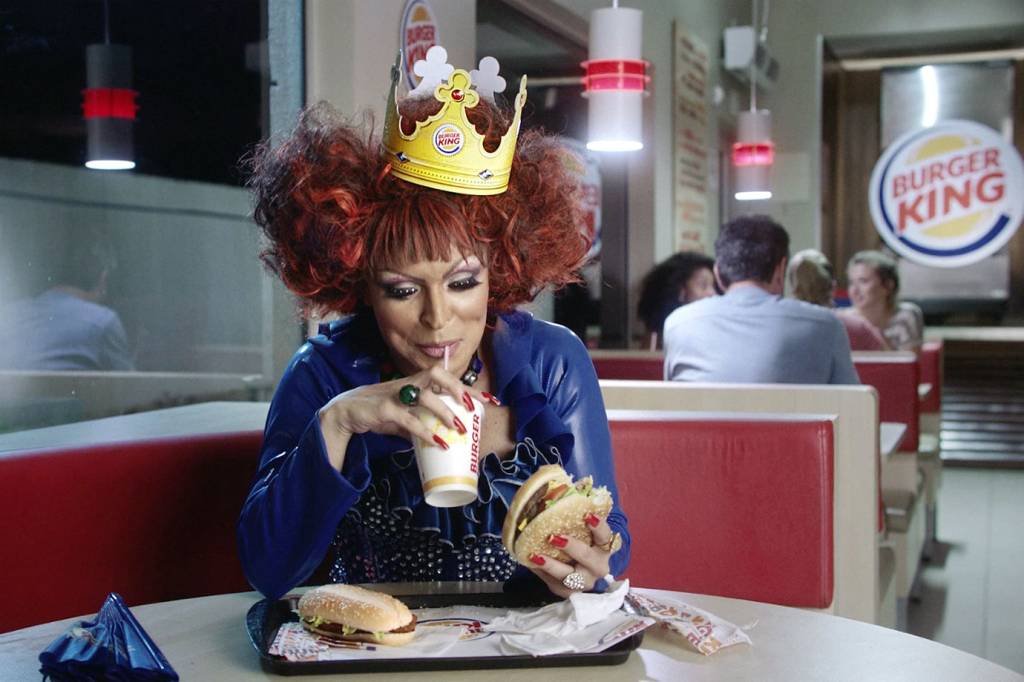 Comercial do Burger King: pela primeira vez, uma drag queen estrela campanha da marca (Burger King/Divulgação)