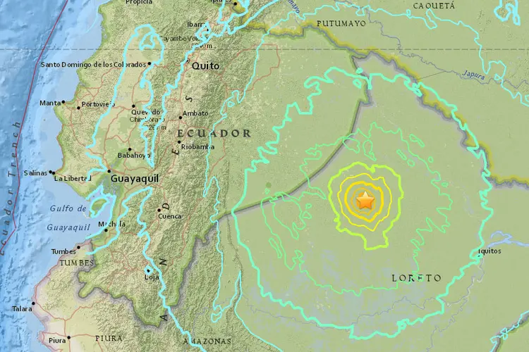 Mapa mostra epicentro do terremoto no Peru: o sismo também foi sentido na capital equatoriana, especialmente em edifícios altos, dos quais vários cidadãos saíram às ruas (USGS/Reprodução)