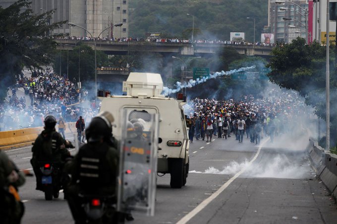 Venezuela ampliou perseguição contra opositores, diz AI