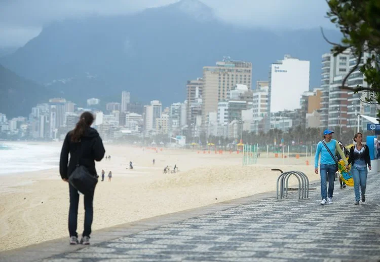 Dia frio e nublado no Rio de Janeiro (Tomaz Silva/Agência Brasil)