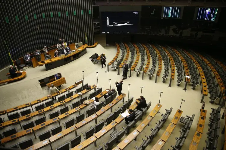 Câmara: a MP também aumenta a remuneração das contas do FGTS (José Cruz/Agência Brasil/Agência Brasil)