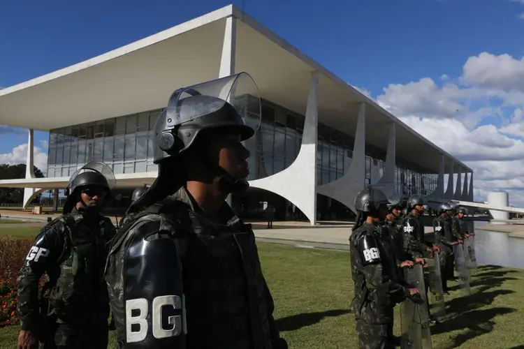 Exército: o decreto publicado permite o emprego do Exército na segurança entre 24 a 31 de maio (Valter Campanato/Agência Brasil/Agência Brasil)