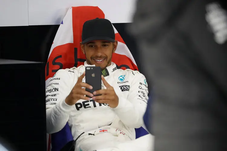 Lewis Hamilton: piloto de Fórmula 1 acusou o então colega de equipe, Jenson Button, de deixar de segui-lo no Twitter (Aly Song/Reuters)