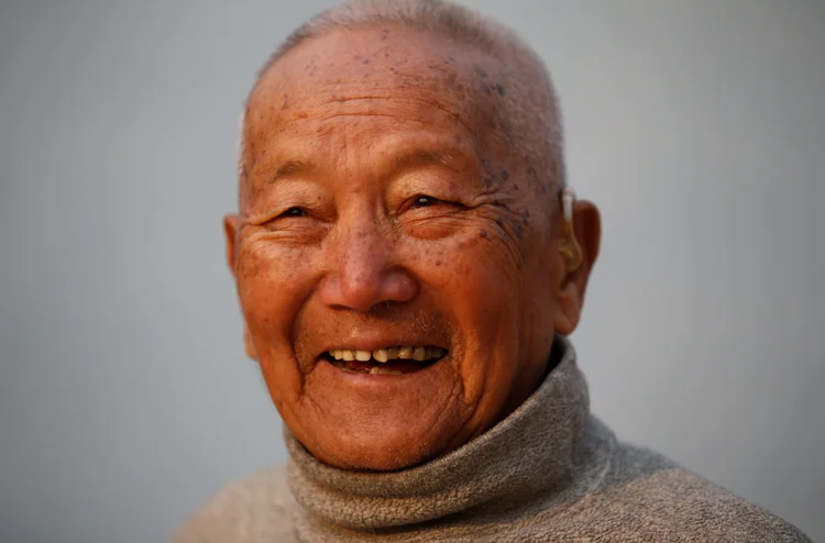 Alpinista do Nepal, Min Bahadur Sherchan: "Sherchan morreu de aparente ataque cardíaco" (Navesh Chitrakar/Reuters)