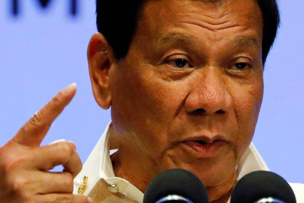 Duterte diz estar "muito ocupado" em resposta a convite de Trump