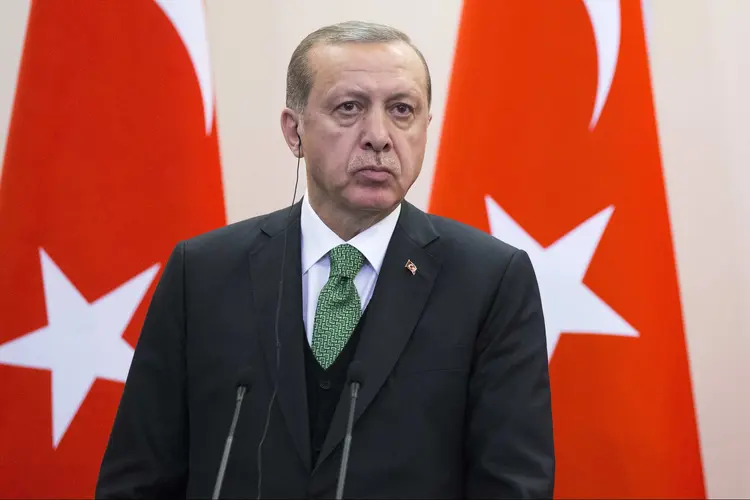 Tayyip Erdogan: a nota contrasta com o discurso de Erdogan nos últimos meses (Alexander Zemlianichenko/Pool/Reuters)