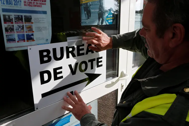 o candidato da esquerda radical, Jean-Luc Mélechon: após ser derrotado no primeiro turno, se negou a apoiar os outros dois candidatos (Pascal Rossignol/Reuters)