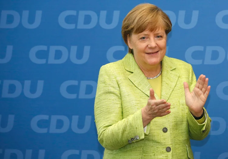 Angela Merkel: "o futuro da Alemanha depende da Europa. A Alemanha só vai ir bem a longo prazo se a Europa for bem" (Fabrizio Bensch/Reuters)