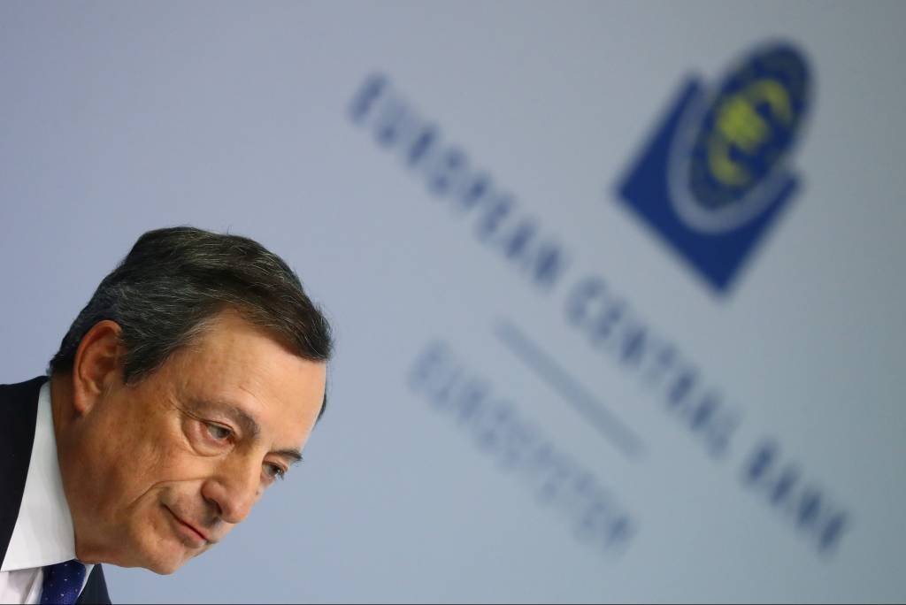 Draghi pede que bancos se preparem "a tempo" para o Brexit