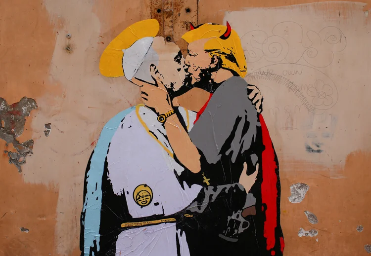 Mural em Roma: o mural é assinado por TVBoy, codinome do grafiteiro italiano Salvatore Benintende, que tem obras em vários países (Tony Gentile/Reuters)