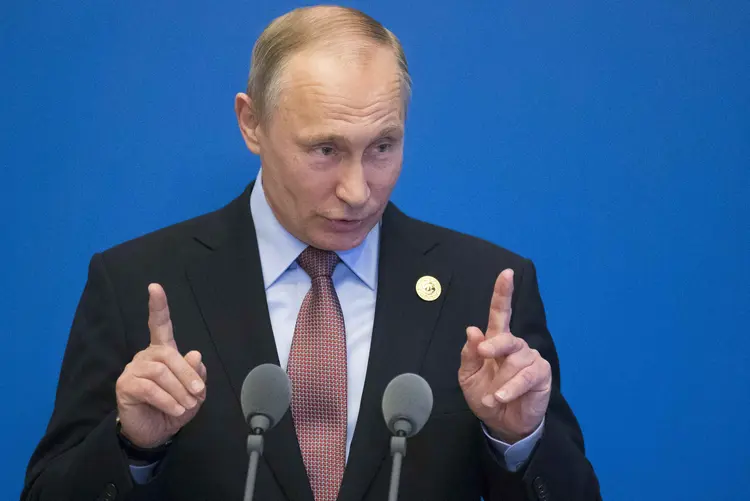 Putin: uma das causas da "russofobia" "é a defesa que faz a Rússia dos seus interesses legítimos" (Alexander Zemlianichenko/Pool/Reuters)