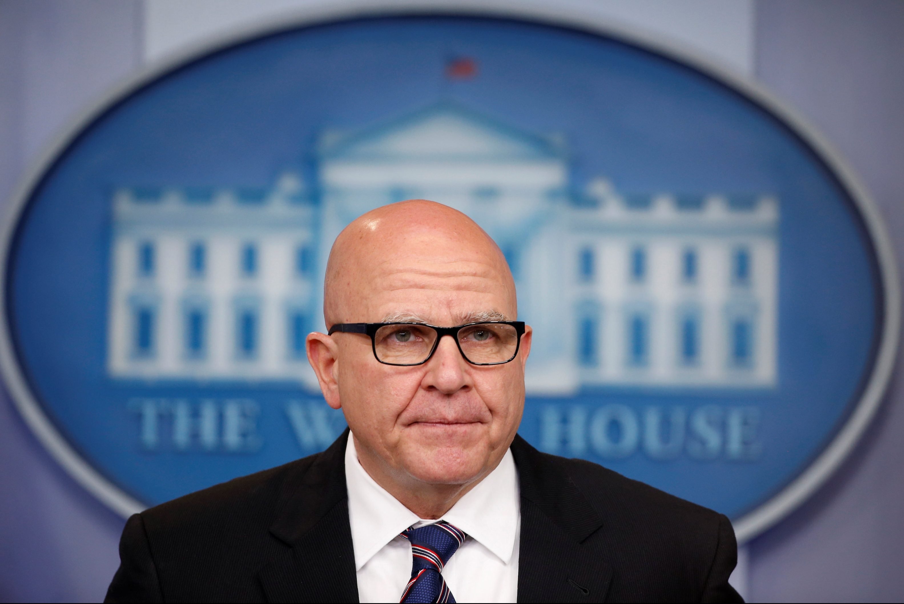 Trump não comprometeu fontes em reunião com russos, diz McMaster