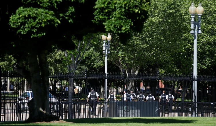 Serviço Secreto na Casa Branca: de acordo com mensagem no Twitter, o suspeito estava sob custódia (Joshua Roberts/Reuters)