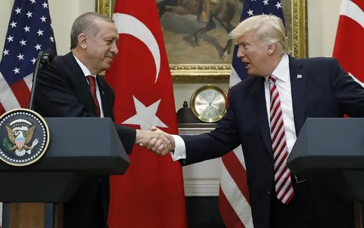 Erdogan e Trump: a Turquia culpou manifestantes ligados ao Partido dos Trabalhadores do Curdistão pela violência (Kevin Lamarque/Reuters)