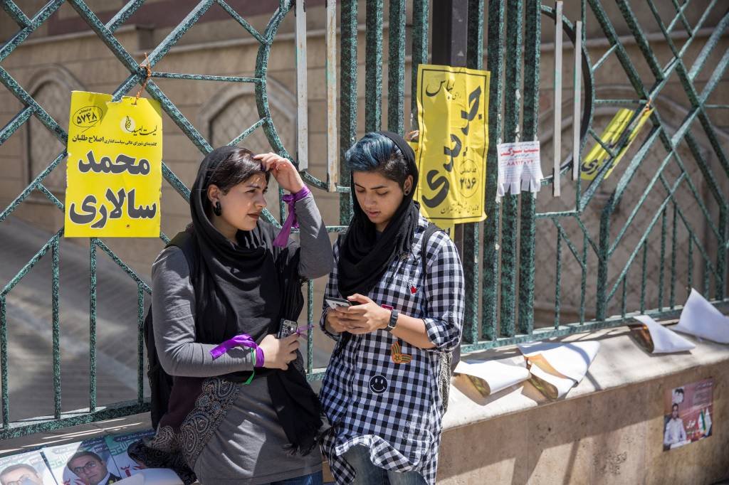 Campanha presidencial iraniana termina com ambiente polarizado