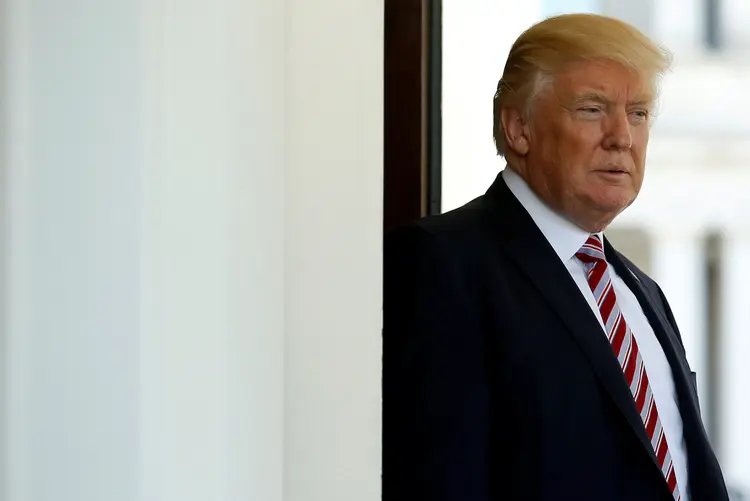 O presidente americano Donald Trump: investigações sobre ligações com a Rússia ameaçam seus primeiros meses no poder (Joshua Roberts/Reuters)