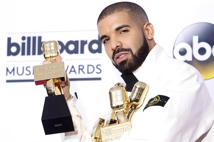 Drake (Steve Marcus/Reuters)
