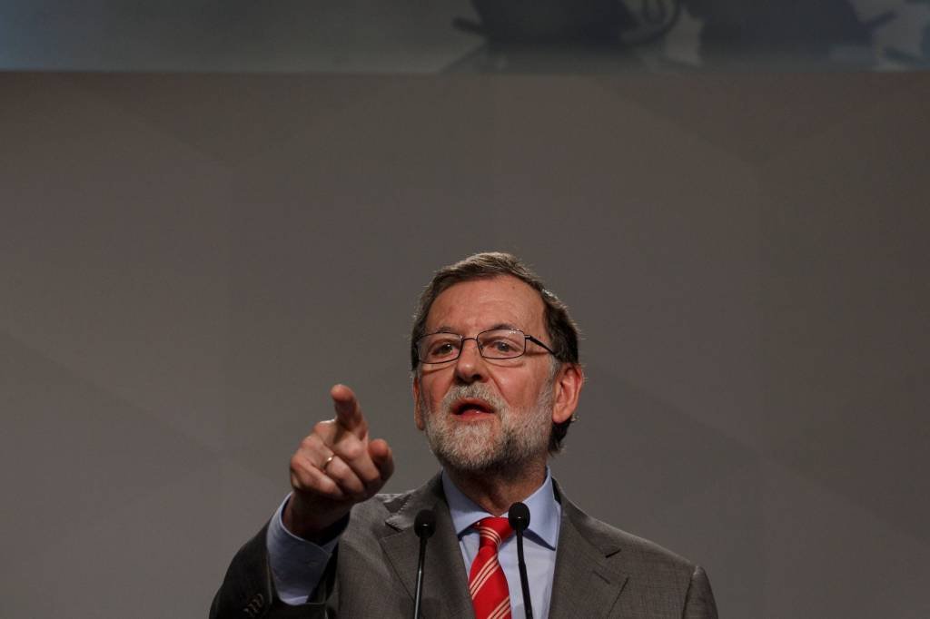 Rajoy diz que Espanha não se dividirá e defende unidade nacional