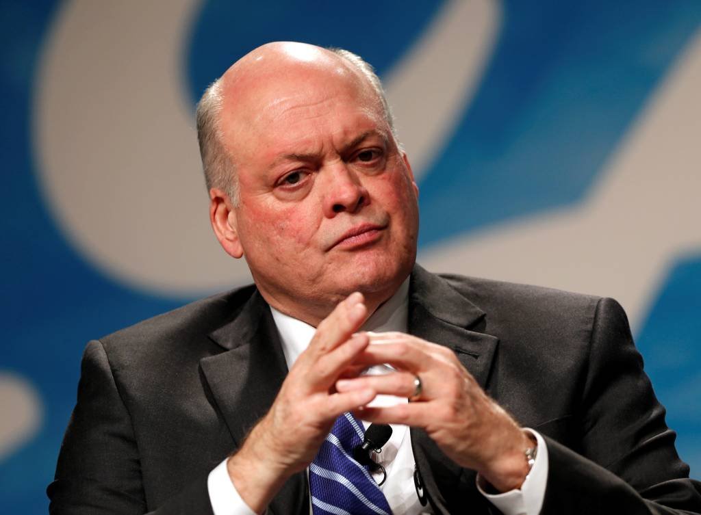 Ford demite CEO Mark Fields e nomeia Jim Hackett para o cargo