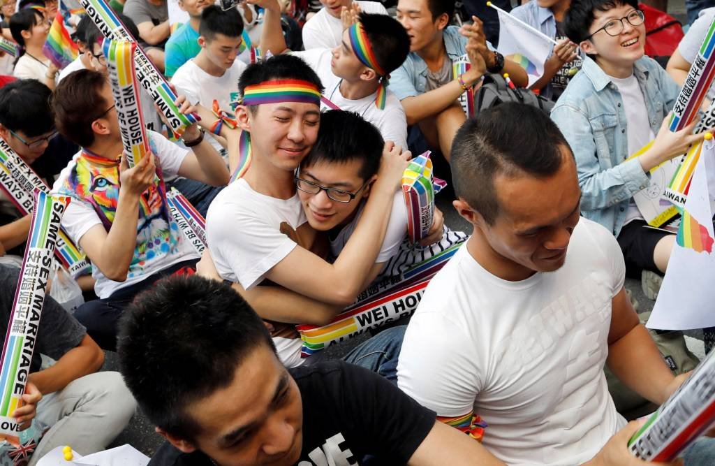 União entre gays divide Taiwan, primeiro país da Ásia a reconhecê-la
