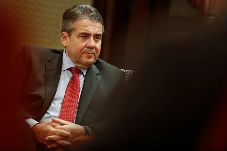 Sigmar Gabriel: já o chanceler russo, advertiu os EUA contra novos ataques na Síria (Thomas Peter/Reuters)