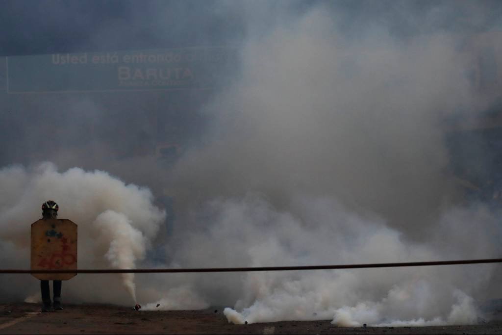 Resoluções da Eurocâmara incentivam violência, diz Venezuela