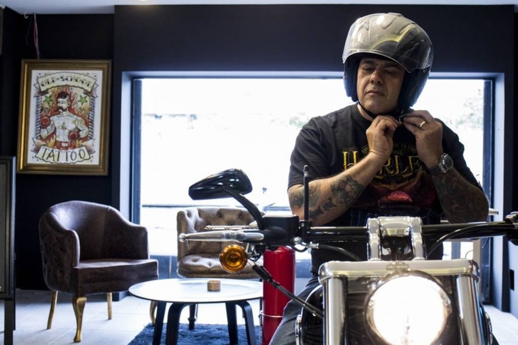 Apaixonados por Harley-Davidson ganham desconto no Led´s Tattoo