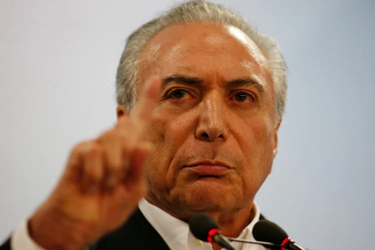 Temer: a PF aguarda o término do laudo da perícia no áudio da conversa gravada por Joesley Batista com Temer (Igo Estrela/Stringer/Getty Images)