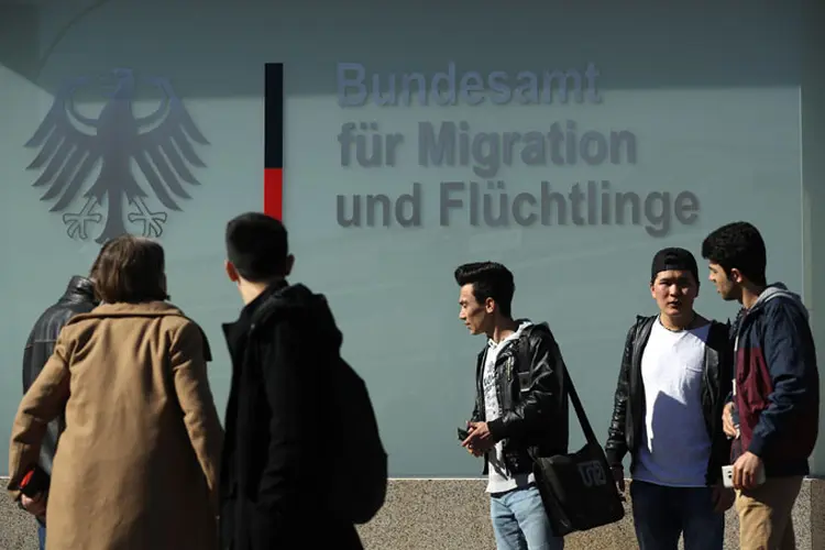 Centro de deportação: a chanceler alemã, Angela Merkel, iniciou a deportação em massa de afegãos (Sean Gallup/Getty Images)