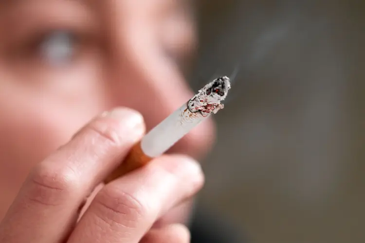 Cigarro: estudo foi realizado com 352 pessoas em Boston, Massachusetts (Zoonar RF/Getty Images)