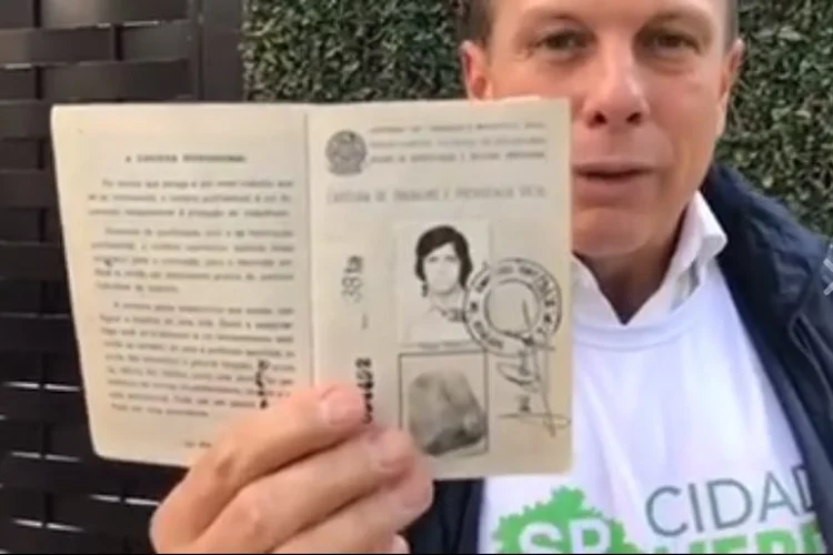 Doria: em resposta, o prefeito postou um vídeo no Facebook respondendo às afirmações que já conta com mais de 5 milhões de visualizações (Facebook/João Doria/Reprodução)