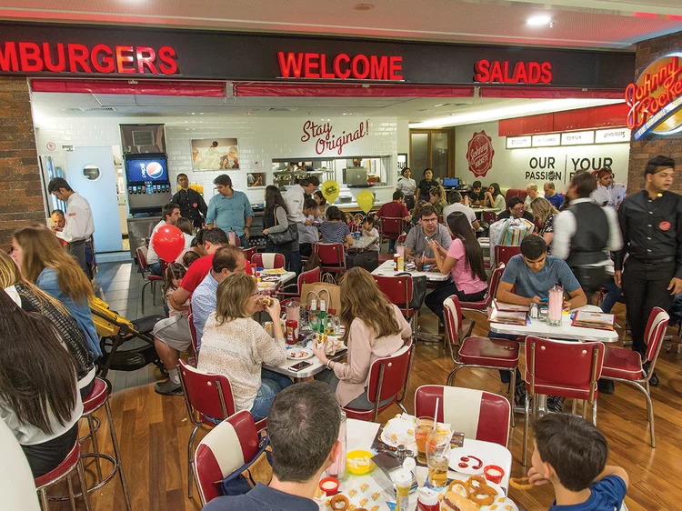 Aposta gringa: a recém-chegada rede americana Johnny Rockets confirma o destaque do segmento de alimentação entre franquias (Johnny Rocket/Divulgação)