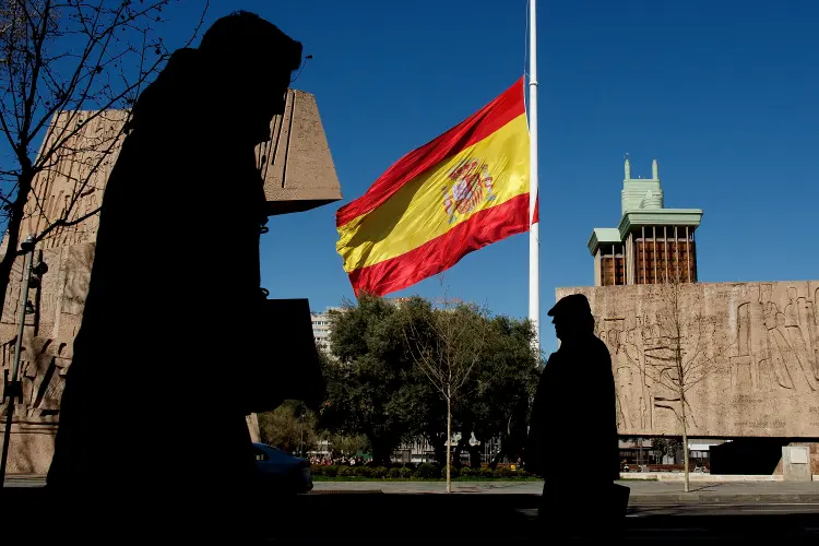 Bandeira da Espanha (Pablo Blazquez Dominguez/Getty Images)