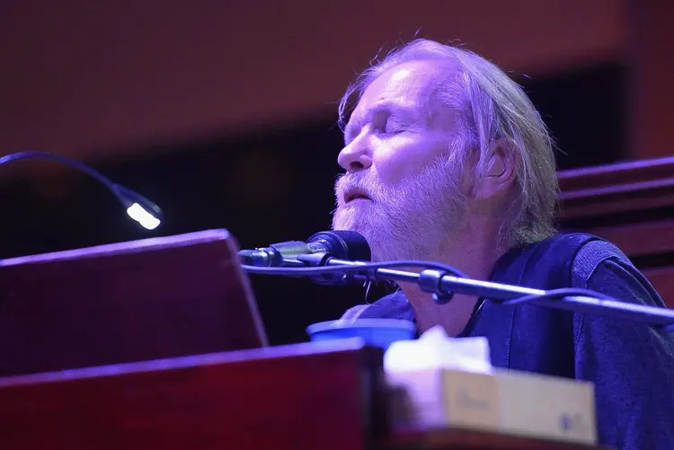 Gregg Allman: "É com grande tristeza que anunciamos que um dos fundadores da Allman Brothers Band morreu pacificamente em sua casa em Savannah, Geórgia", informou seu site. (Gustavo Caballero/Getty Images)