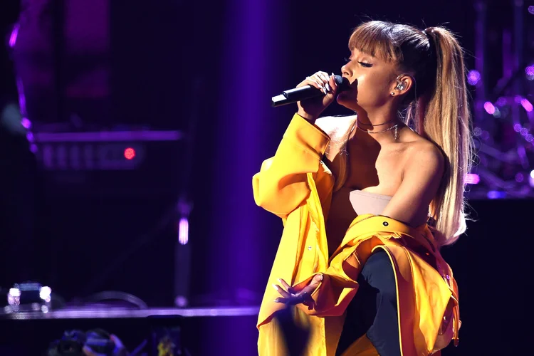 Ariana Grande: em seu primeiro dia disponível na plataforma, Thank U, Next chegou a 55 mi de visualizações (Kevin Winter/Getty Images)