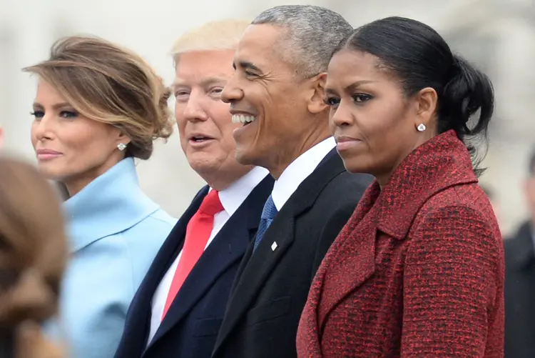 O ato Healthy, Hunger-Free Kids, de 2010, foi defendido por Michelle Obama e estabelecia limites máximos de calorias em refeições escolares e cortava sódio e gordura trans (Kevin Dietsch/Pool/Getty Images)