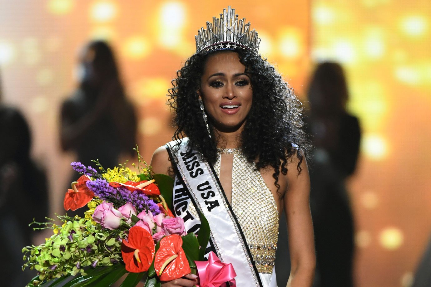 Nova Miss Estados Unidos é negra e cientista nuclear