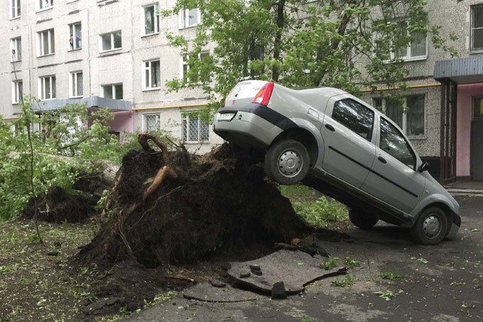 Mortos em maior temporal do século em Moscou sobem para 16