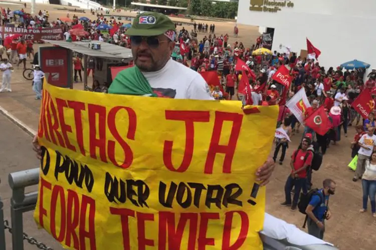 Diretas Já: ano passado, nos protestos contra o impeachment, a praça ficou fechada (Lula Marques/ Agência PT/Divulgação)
