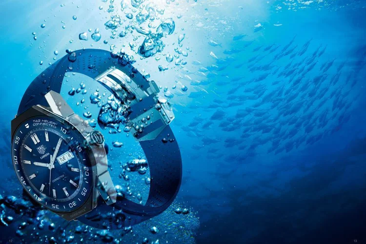 Relógio inteligente Tag Heuer: produto é resistente a água (Tag Heuer/Divulgação)