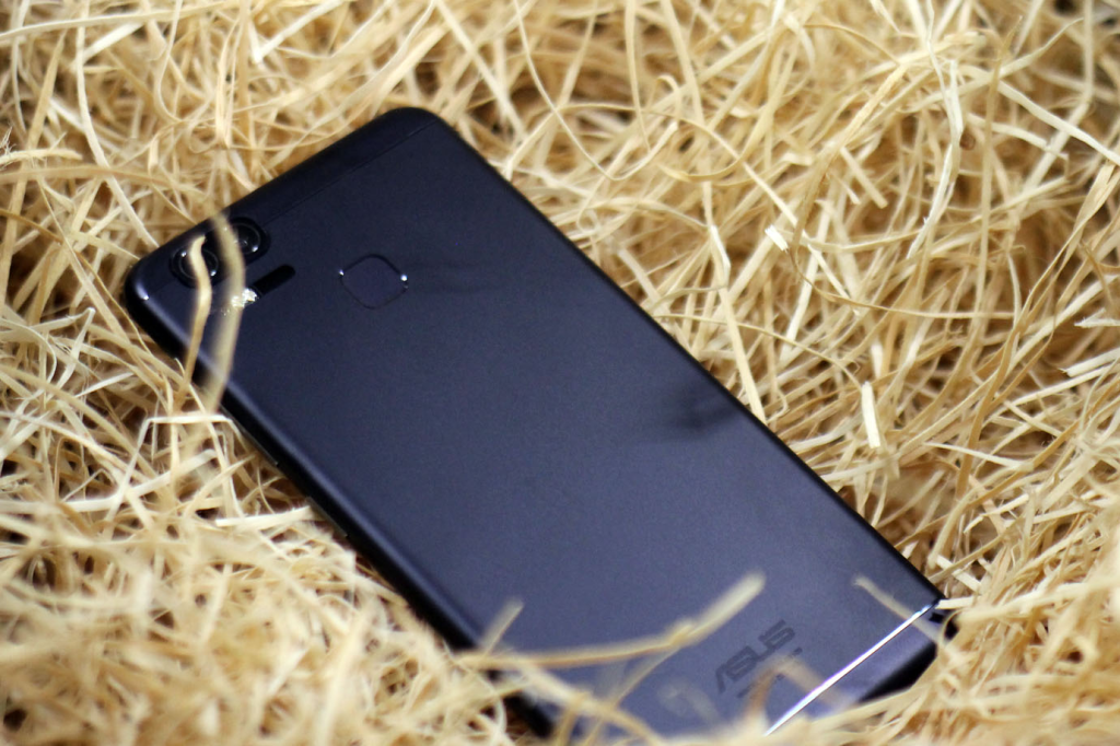 Review: Zenfone 3 Zoom tem câmera dupla e Android velho