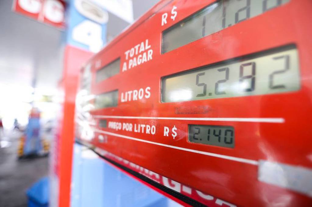 No Distrito Federal, o Dia da Liberdade de Impostos terá a venda 45 mil litros de gasolina a R$ 2,14 o litro (Marcelo Camargo/Agência Brasil)