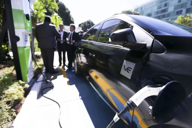 Carro elétrico: a fabricação do carro é parte de um estudo para a comercialização de carros elétricos no Brasil (Marcelo Camargo/Agência Brasil)